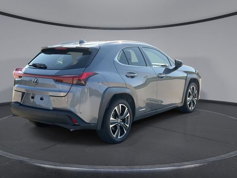 Used 2021 Lexus UX 250h w/ Accessory Package (Z2) AWD/4WD image 11