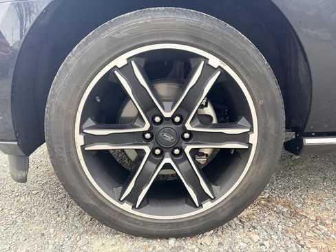 Used 2020 Ford Expedition Limited w/ Special Edition Package image 5