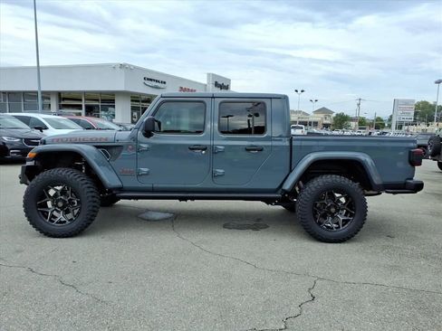 New 2025 Jeep Gladiator Rubicon w/ Convenience Group image 8