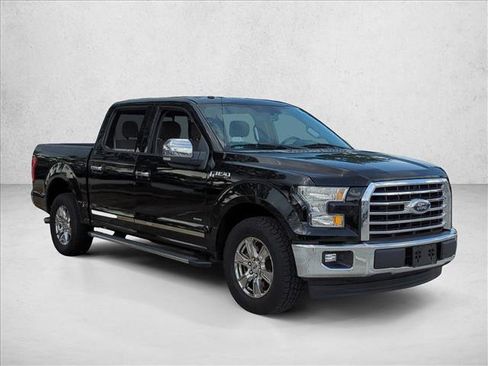 Used 2017 Ford F150 XLT w/ Equipment Group 302A Luxury image 3