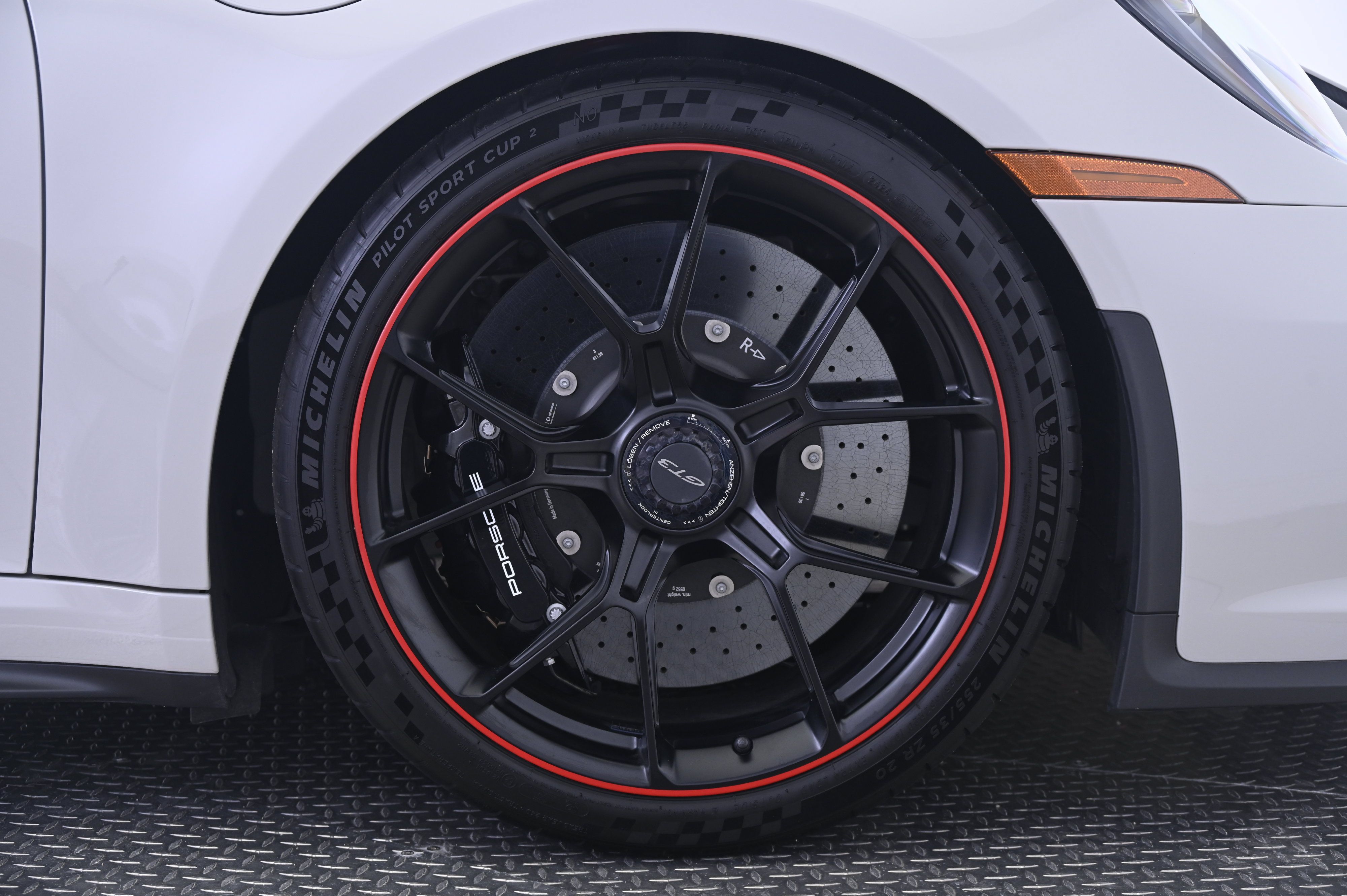Used 2024 Porsche 911 GT3 RWD image 14