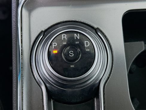 Used 2024 Ford Edge Titanium image 24