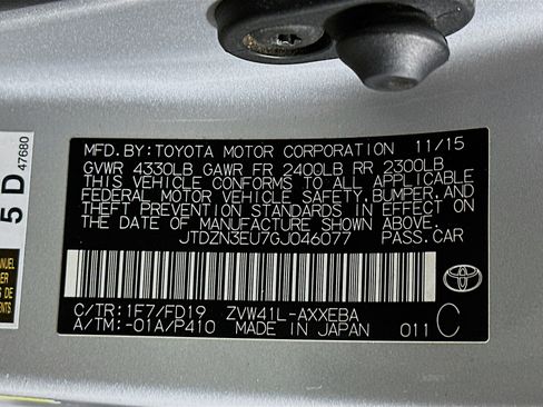 Used 2016 Toyota Prius V Two image 12