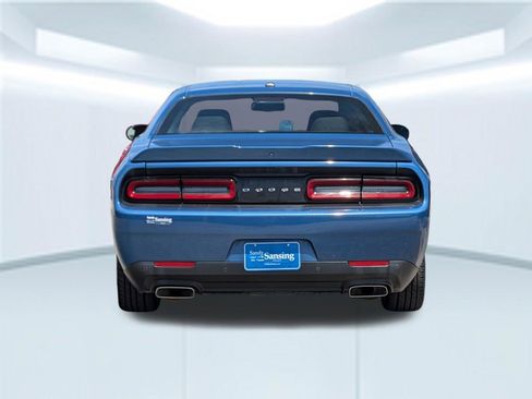 Used 2021 Dodge Challenger R/T image 5