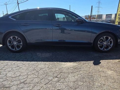 Used 2024 Honda Accord EX image 5