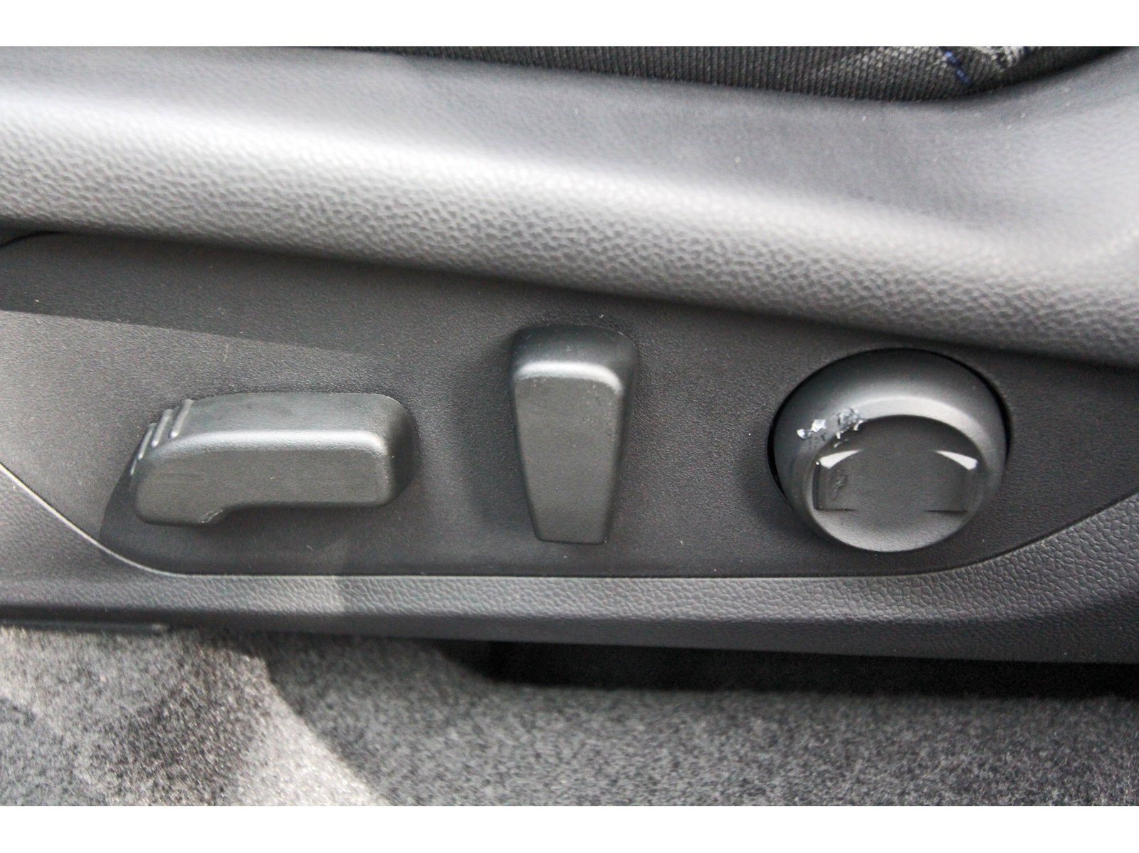 New 2026 Subaru Forester Premium AWD/4WD image 24