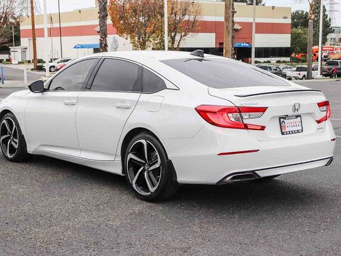 Used 2022 Honda Accord Sport image 8