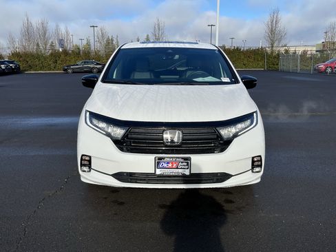Certified 2023 Honda Odyssey Sport image 14
