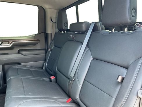 Used 2023 GMC Sierra 1500 SLT w/ SLT Premium Package AWD/4WD image 13