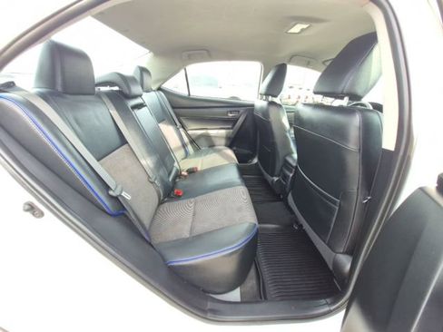 Used 2018 Toyota Corolla SE image 13