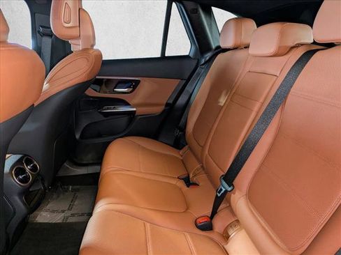 Certified 2025 Mercedes-Benz GLC 300 image 21