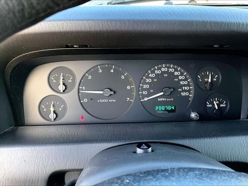 Used 2004 Jeep Grand Cherokee Laredo w/ Convenience Group image 26