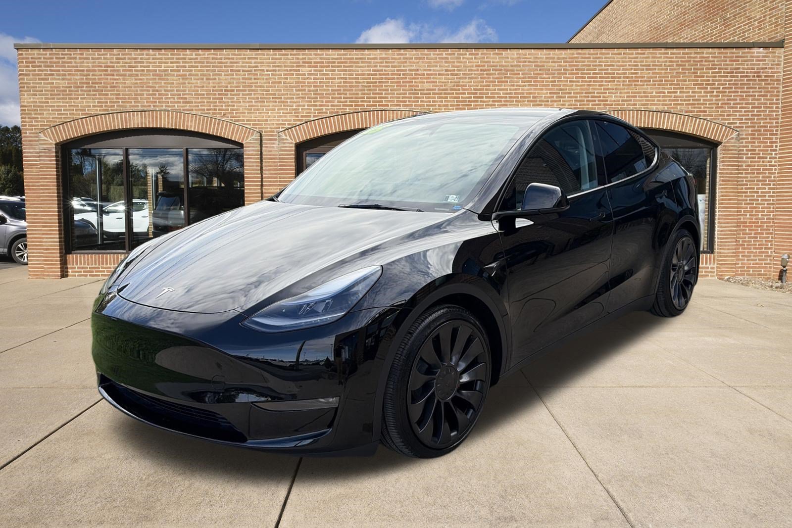 Used 2025 Tesla Model Y Performance AWD/4WD image 8