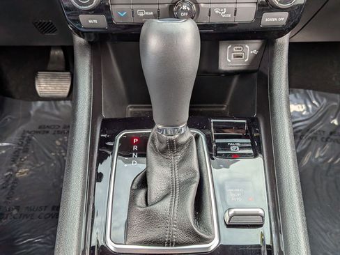 Certified 2024 Jeep Compass Latitude w/ Sun and Sound Group image 28