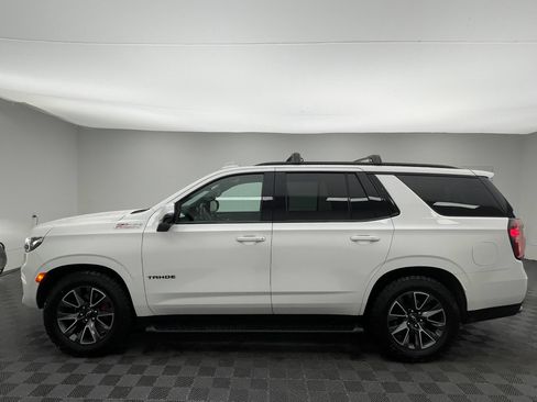 Used 2022 Chevrolet Tahoe Z71 w/ Z71 Off-Road Package AWD/4WD image 15