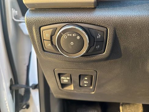 Used 2020 Ford F150 Lariat image 11