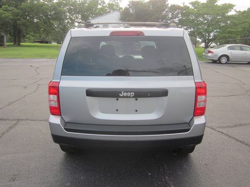 Used 2016 Jeep Patriot Sport FWD image 7