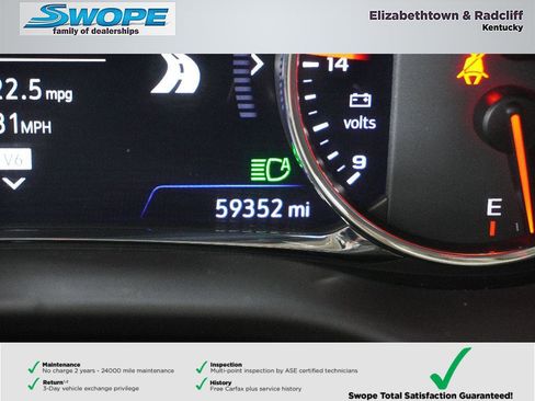 Used 2021 GMC Acadia Denali w/ Denali Technology Package AWD/4WD image 17