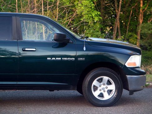 Used 2011 RAM 1500 Classic SLT AWD/4WD image 32