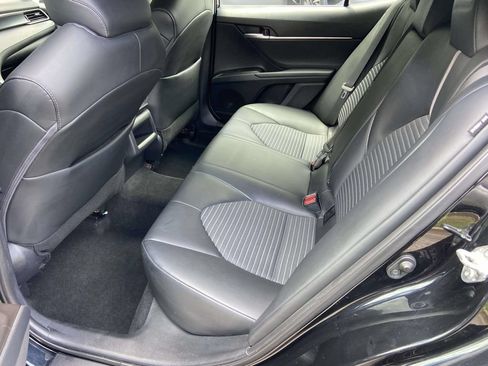 Used 2023 Toyota Camry SE FWD image 14