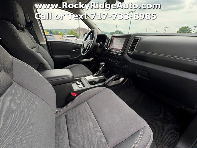 Used 2023 Nissan Frontier SV w/ Tow Package AWD/4WD image 26