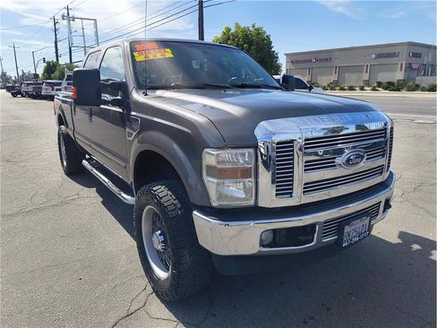 Used 2008 Ford F250 XLT AWD/4WD image 2