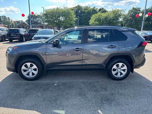 Used 2021 Toyota RAV4 LE w/ Carpet Mat Package (TMS) AWD/4WD image 4