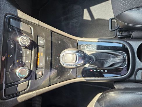 Used 2019 Buick Encore Preferred w/ Safety Package AWD/4WD image 15