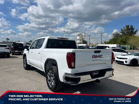 New 2026 GMC Sierra 1500 SLE RWD image 5