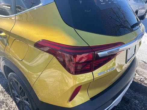 Certified 2023 Kia Seltos Nightfall Edition image 38