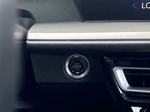 Certified 2024 Chevrolet Traverse LT FWD image 16
