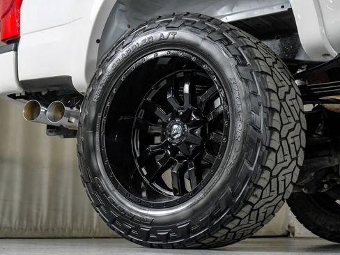 Used 2022 Ford F250 Lariat w/ Tremor Off-Road Package image 53