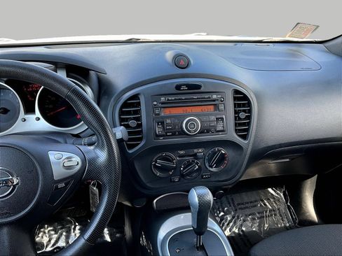 Used 2014 Nissan Juke S w/ Midnight Edition 2.0 AWD/4WD image 11