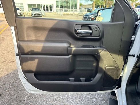 Used 2024 Chevrolet Silverado 1500 W/T image 18