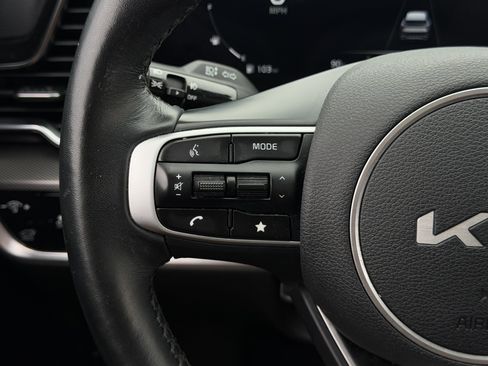 Used 2024 Kia Sportage SX FWD image 18