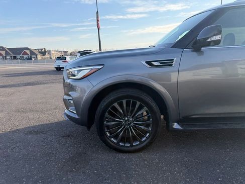 Used 2021 INFINITI QX80 Premium Select w/ All-Season Package AWD/4WD image 10