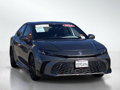 Certified 2025 Toyota Camry SE image 13