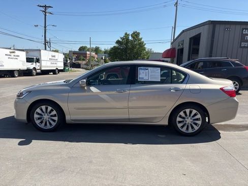 Used 2014 Honda Accord EX image 4