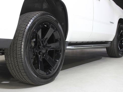 Used 2020 GMC Yukon SLT w/ Open Road Package image 21