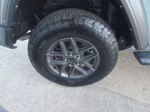 Used 2024 Jeep Wrangler Sport AWD/4WD image 23