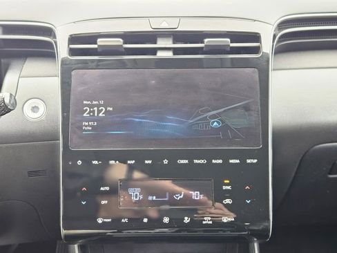 Used 2023 Hyundai Tucson Limited image 22