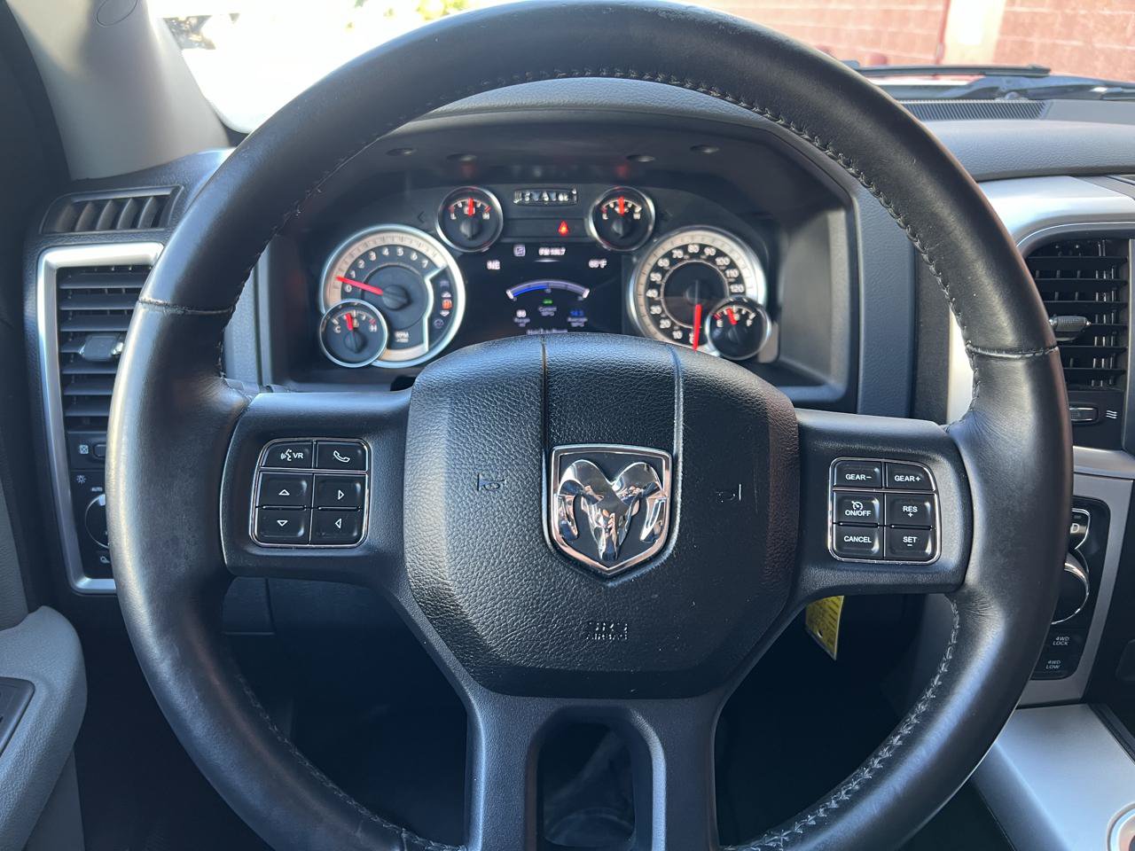 Used 2017 RAM 1500 Big Horn AWD/4WD image 24