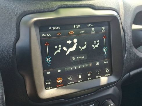 Used 2021 Jeep Renegade Trailhawk w/ Sun & Sound Group AWD/4WD image 17