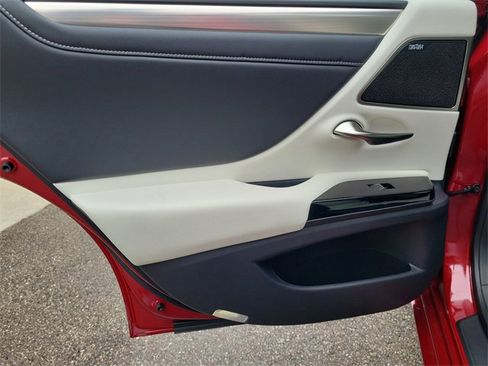 New 2025 Lexus ES 350 F Sport image 14