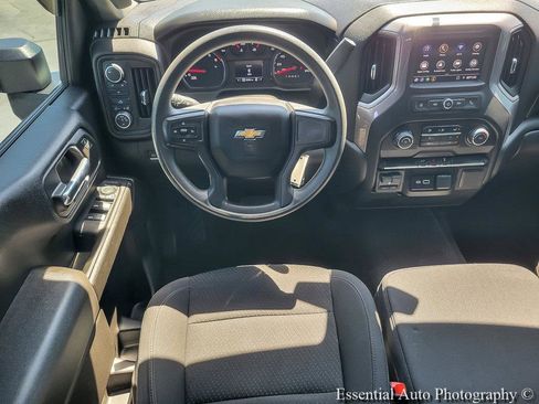 Certified 2022 Chevrolet Silverado 2500 Custom w/ Custom Value Package AWD/4WD image 13