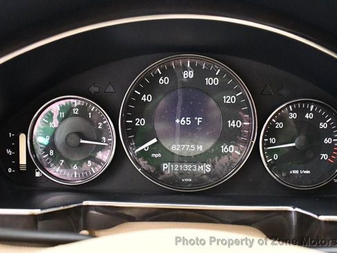 Used 2007 Mercedes-Benz CLS 550 w/ P1 Pkg image 25