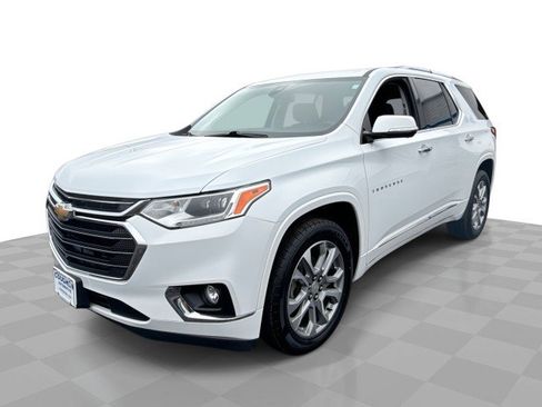 Certified 2020 Chevrolet Traverse Premier image 1