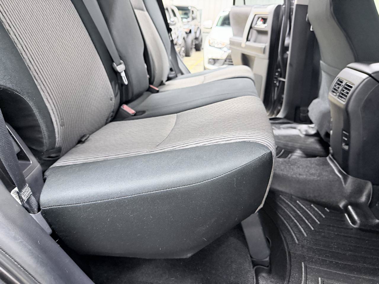 Used 2017 Toyota 4Runner SR5 RWD image 35