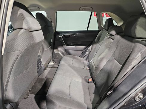 Used 2025 Toyota RAV4 LE AWD/4WD image 35