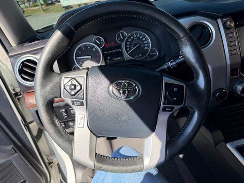 Used 2014 Toyota Tundra Limited AWD/4WD image 12
